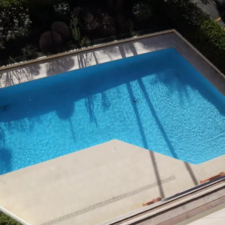 Renove Au Calme Avec Alcove - Fr-1-196-224 * Μεντόν